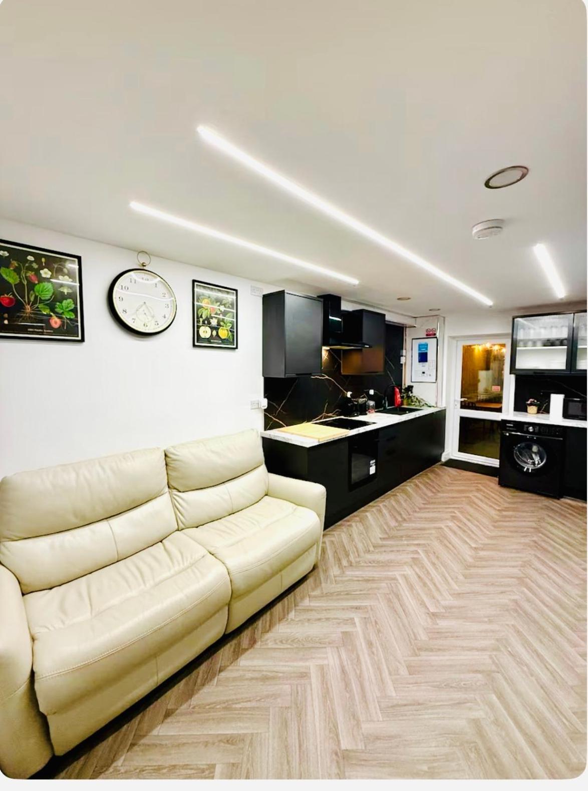 Birmingham City Centre- 9 Bed House With Free Parking Екстер'єр фото
